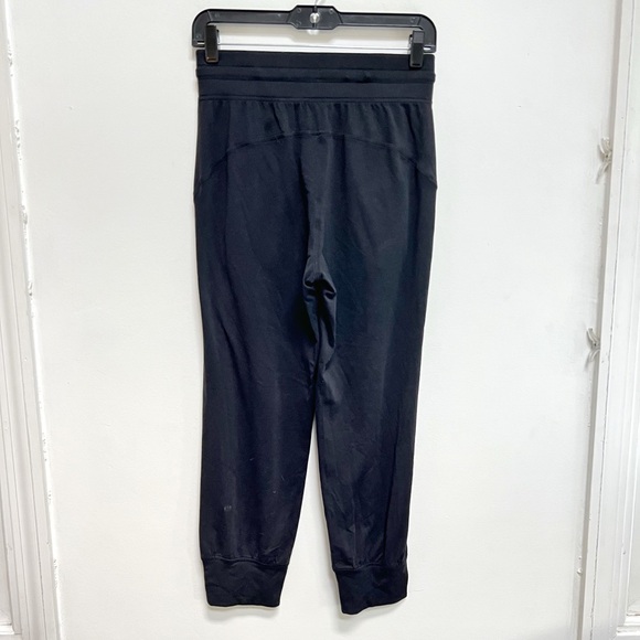 EUC Lululemon Ready to Rulu High-Rise Cropped Jogger - Picture 8 of 9